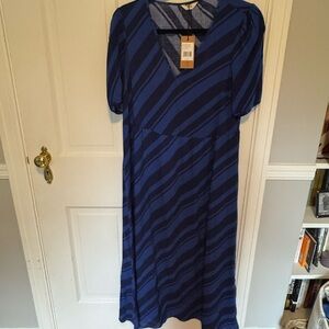 Chic Blue Striped Long Sleeve Dress
